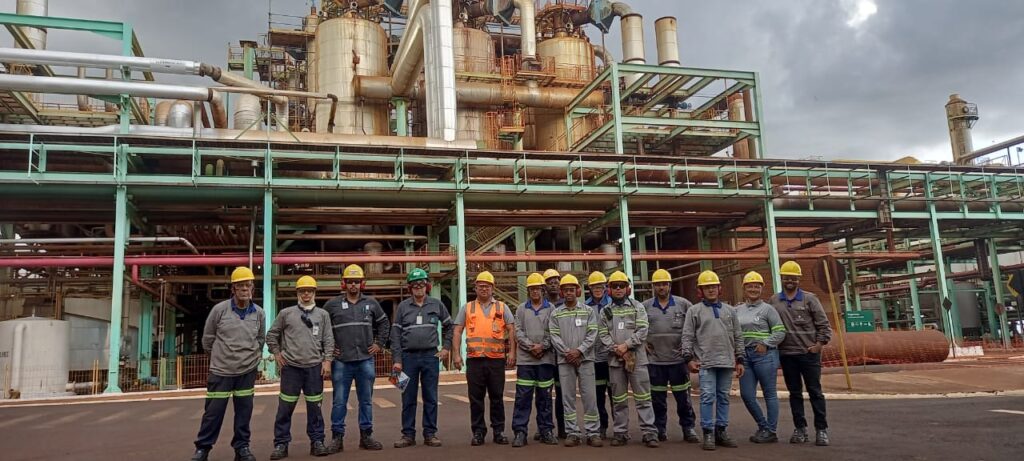 Montagem de Condensadores Industriais - BP Bioenergy
